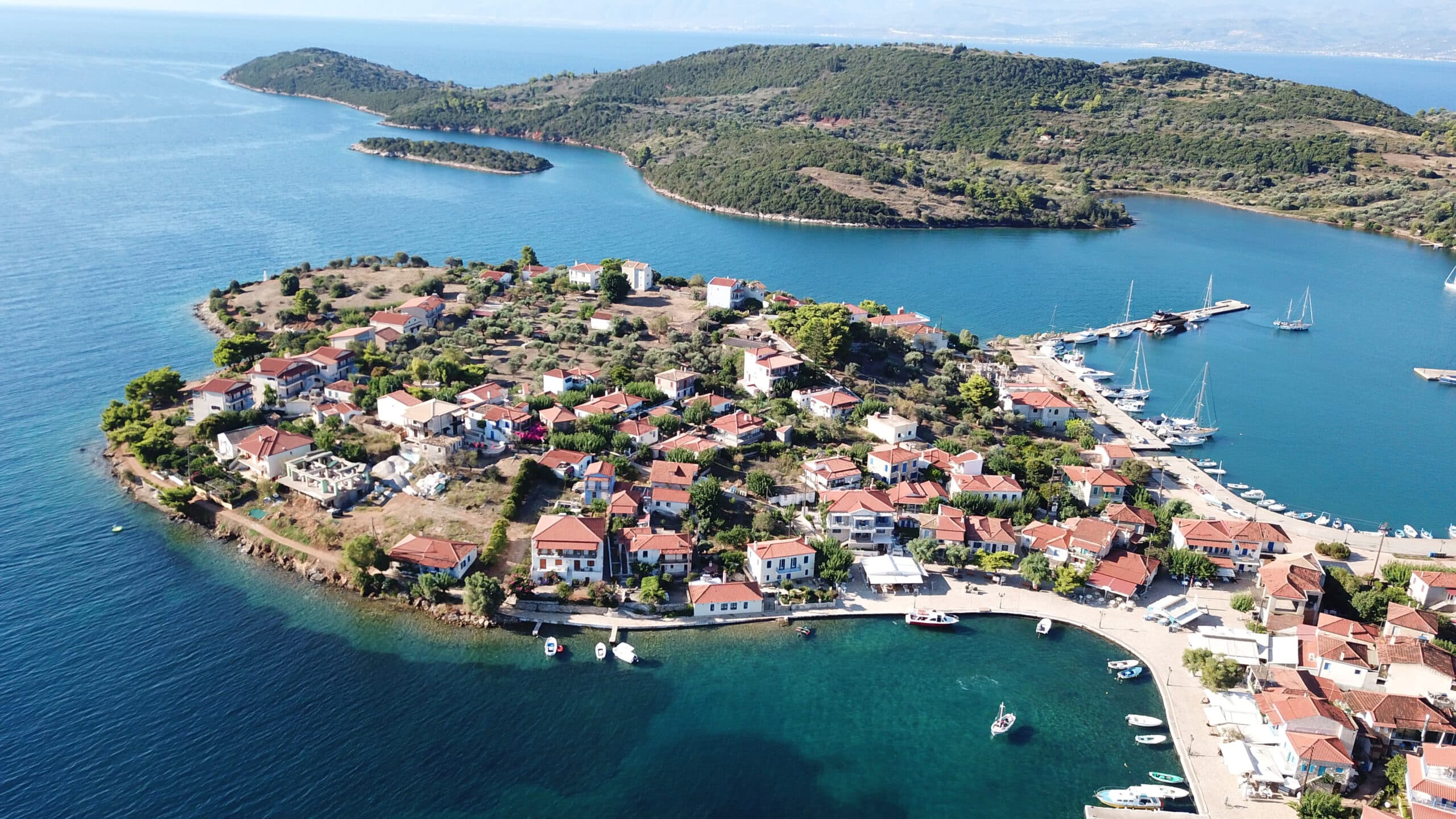 Εκδρομή στα Τριζόνια |Sergiani Travel|