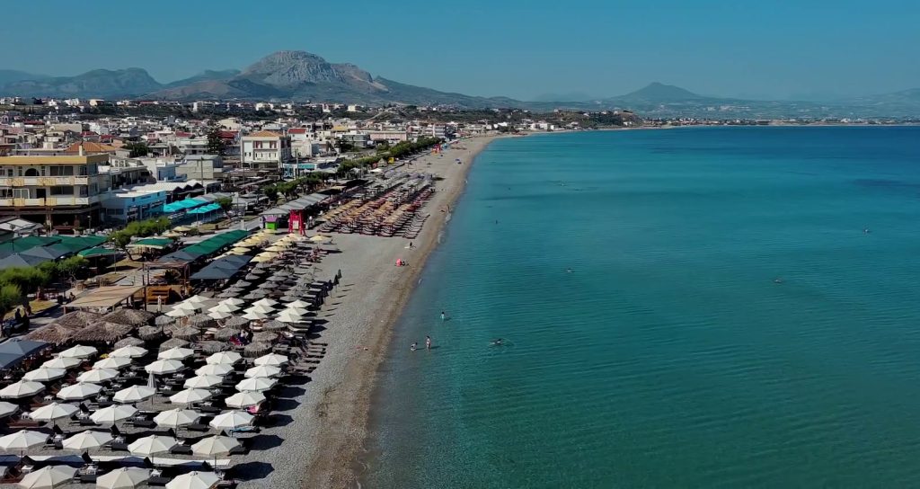 Εκδρομή στην Παραλία Καλάμια Κόρινθος για Μπάνιο