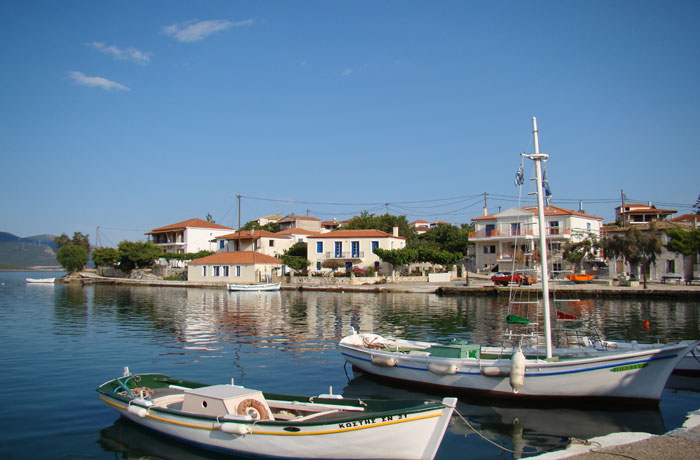 Εκδρομή στα Τριζόνια |Sergiani Travel| - Image 7