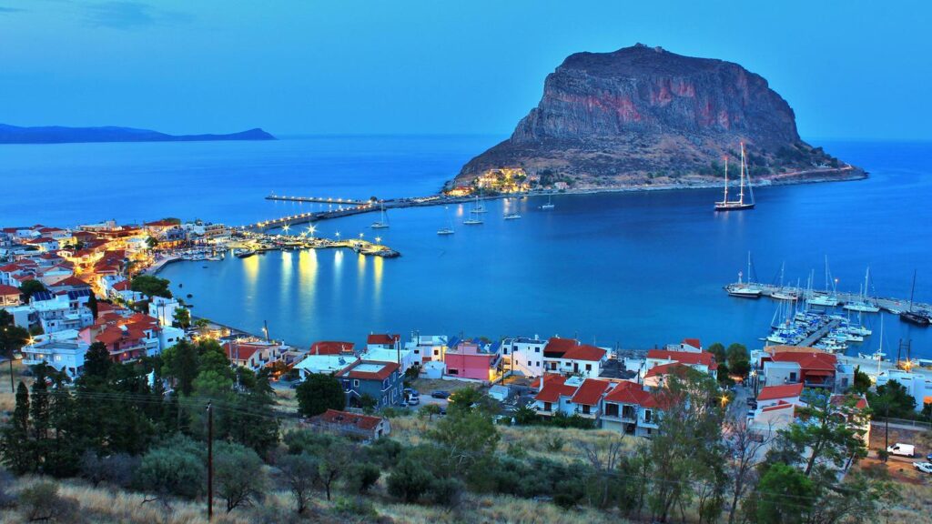 Μονοήμερη εκδρομή στην Μονεμβασιά-το Γιβραλτάρ της Πελοπονήσου