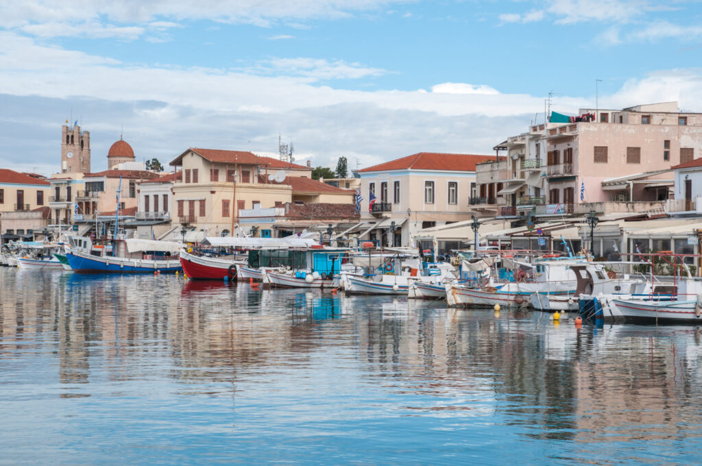 Αίγινα Αγιο Νεκτάριο Μονοήμερη Εκδρομή στο απέναντι Νησί