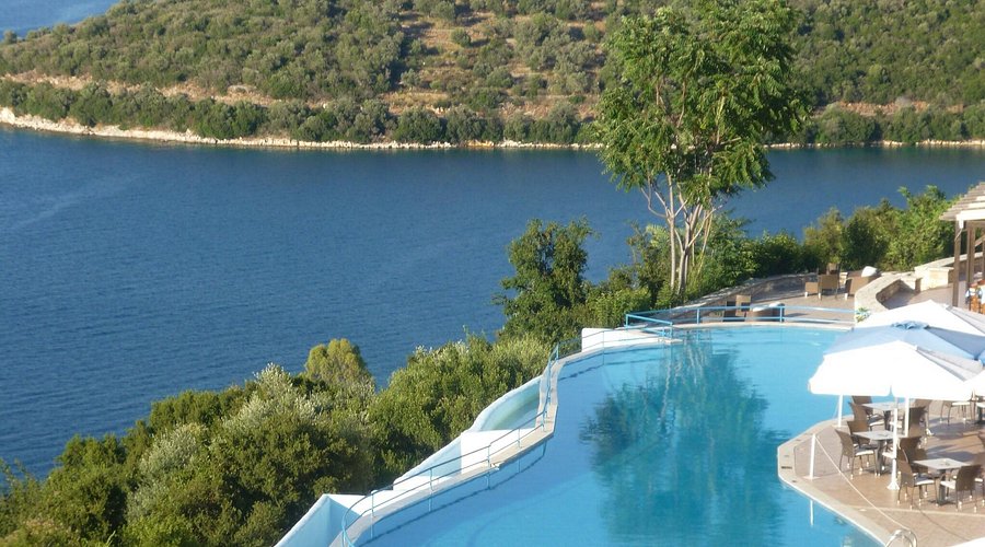 Πάσχα 2026 στο Μεγανήσι με δικό σας ΙΧ - Image 2